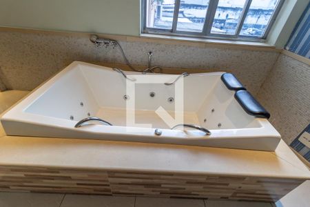 Apartamento à venda com 105m², 3 quartos e sem vaga Apartamento à venda com 105m², 3 quartos e sem vagaSuíte