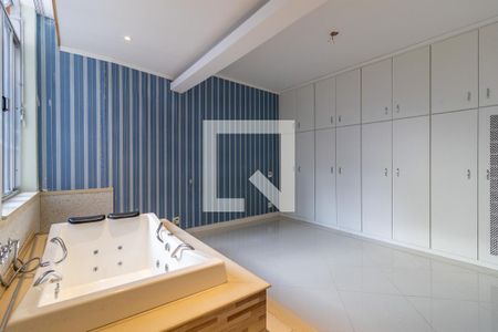 Apartamento à venda com 105m², 3 quartos e sem vaga Apartamento à venda com 105m², 3 quartos e sem vagaSuíte