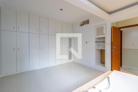 Apartamento à venda com 105m², 3 quartos e sem vaga Apartamento à venda com 105m², 3 quartos e sem vagaSuíte