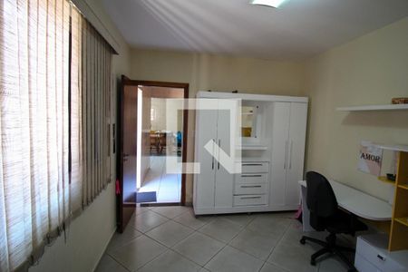 Casa à venda com 125m², 3 quartos e 2 vagas Casa à venda com 125m², 3 quartos e 2 vagasQuarto 3