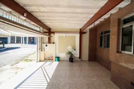 Casa à venda com 125m², 3 quartos e 2 vagas Casa à venda com 125m², 3 quartos e 2 vagasGaragem