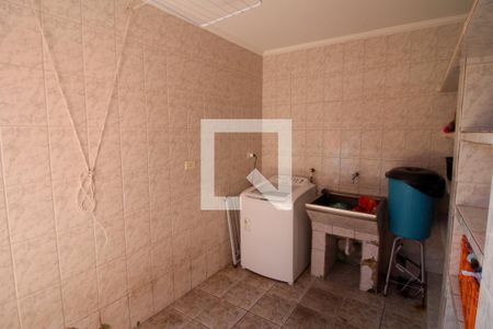 Casa à venda com 125m², 3 quartos e 2 vagas Casa à venda com 125m², 3 quartos e 2 vagasLavanderia