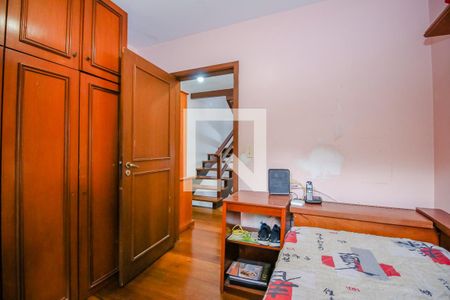 Casa de condomínio à venda com 220m², 5 quartos e 2 vagasQuarto 2