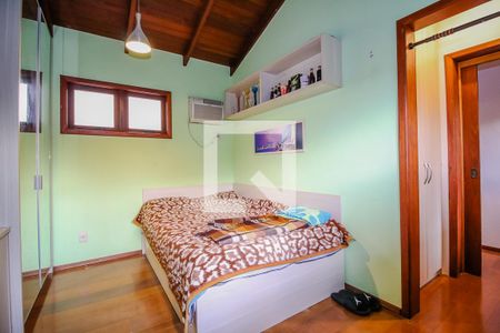 Casa de condomínio à venda com 220m², 5 quartos e 2 vagasQuarto 4