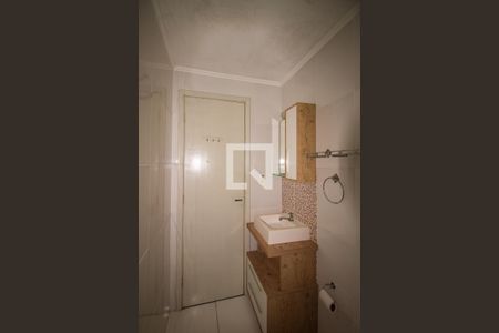 Banheiro de apartamento para alugar com 1 quarto, 33m² em Cidade Baixa, Porto Alegre