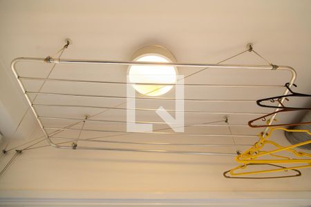 Apartamento à venda com 67m², 2 quartos e 1 vagaCozinha e Área de Serviço - Varal