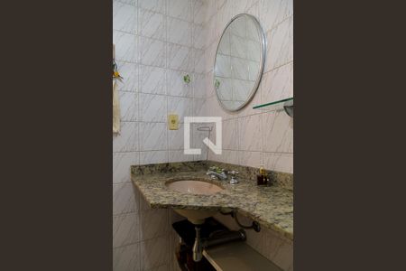 Apartamento à venda com 67m², 2 quartos e 1 vagaBanheiro Social