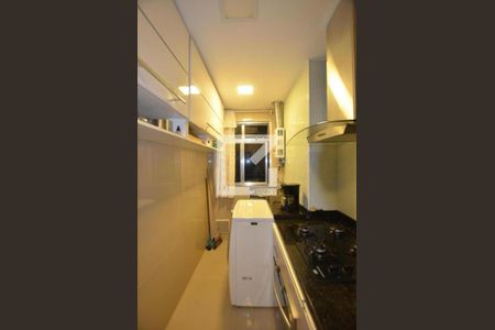 Apartamento à venda com 50m², 2 quartos e 1 vagaCozinha com Área de Serviço