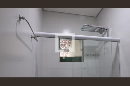 Casa à venda com 160m², 3 quartos e 2 vagas Casa à venda com 160m², 3 quartos e 2 vagasBanheiro da Suíte