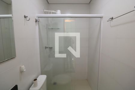 Casa à venda com 160m², 3 quartos e 2 vagasBanheiro 
