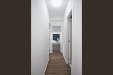 Corredor de apartamento à venda com 2 quartos, 51m² em Vila Andrade, São Paulo