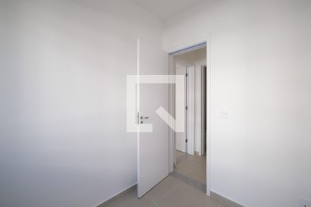 Quarto 1 de apartamento para alugar com 2 quartos, 45m² em Parque da Fonte, São José dos Pinhais