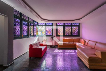 Apartamento à venda com 110m², 2 quartos e 1 vaga Apartamento à venda com 110m², 2 quartos e 1 vagaÁrea comum - Salão de Festas