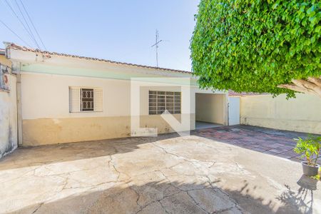 Casa à venda com 325m², 3 quartos e 1 vagaQuintal