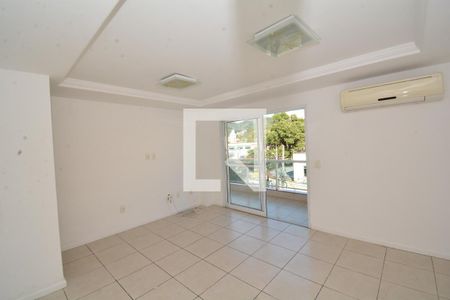 Sala de apartamento para alugar com 3 quartos, 87m² em Vila Valqueire, Rio de Janeiro