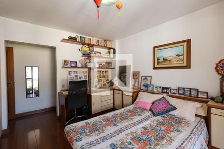 Apartamento à venda com 302m², 3 quartos e 2 vagasSuíte