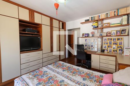 Apartamento à venda com 302m², 3 quartos e 2 vagasSuíte