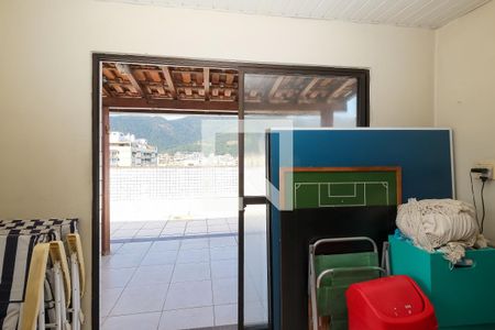 Apartamento à venda com 302m², 3 quartos e 2 vagasSalão