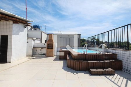 Apartamento à venda com 302m², 3 quartos e 2 vagasPiscina