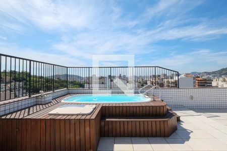 Apartamento à venda com 302m², 3 quartos e 2 vagasPiscina