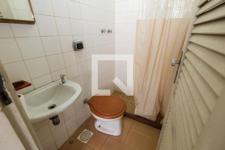Apartamento à venda com 302m², 3 quartos e 2 vagasBanheiro de Serviço