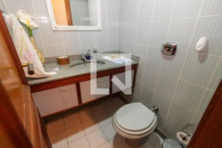 Apartamento à venda com 302m², 3 quartos e 2 vagasLavabo
