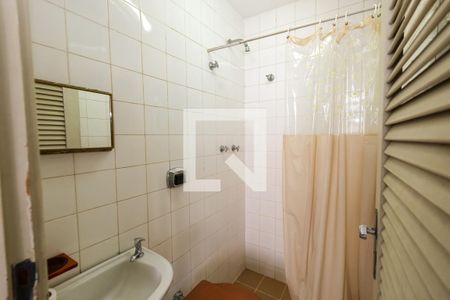 Apartamento à venda com 302m², 3 quartos e 2 vagasBanheiro de Serviço