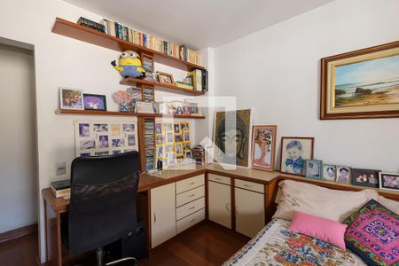 Apartamento à venda com 302m², 3 quartos e 2 vagasSuíte