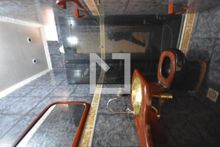 Casa de condomínio para alugar com 180m², 3 quartos e sem vagaBanheiro 1