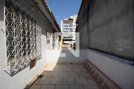 Casa de condomínio para alugar com 180m², 3 quartos e sem vagaVaranda da Sala