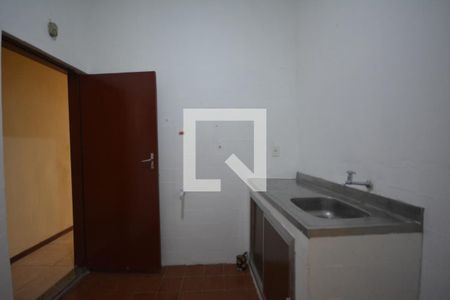 Casa de condomínio para alugar com 180m², 3 quartos e sem vagaÁrea de Serviço