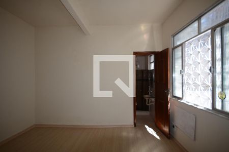 Quarto 1 suite de casa de condomínio para alugar com 3 quartos, 180m² em Vicente de Carvalho, Rio de Janeiro