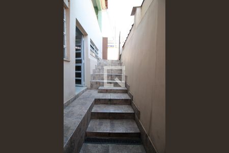 Casa à venda com 178m², 4 quartos e 2 vagasCorredor