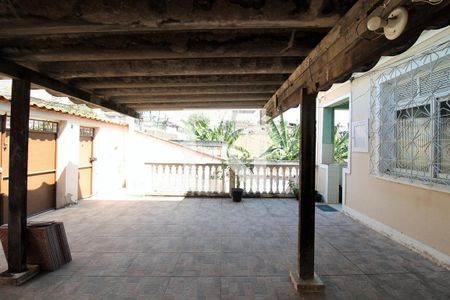 Casa à venda com 178m², 4 quartos e 2 vagasGaragem