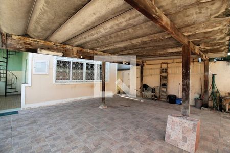 Casa à venda com 178m², 4 quartos e 2 vagasGaragem