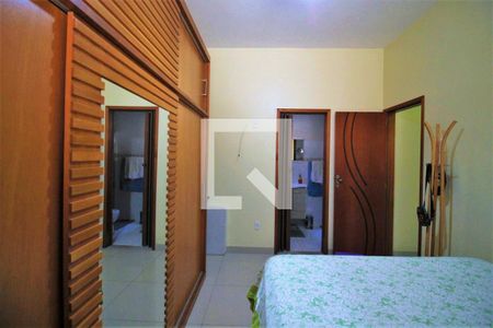 Casa à venda com 178m², 4 quartos e 2 vagasQuarto 2 - Suíte