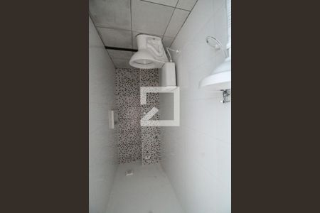 Banheiro de apartamento para alugar com 1 quarto, 33m² em Jardim Coimbra, São Paulo