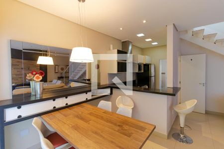 Casa de condomínio à venda com 180m², 3 quartos e 2 vagas Casa de condomínio à venda com 180m², 3 quartos e 2 vagasSalas