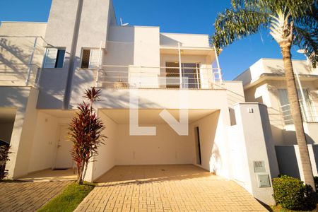 Casa de condomínio à venda com 180m², 3 quartos e 2 vagas
