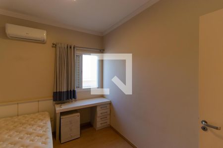 Casa de condomínio à venda com 180m², 3 quartos e 2 vagas Casa de condomínio à venda com 180m², 3 quartos e 2 vagasQuarto 02