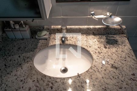 Apartamento para alugar com 261m², 4 quartos e 3 vagas Apartamento para alugar com 261m², 4 quartos e 3 vagasBanheiro da suite 3