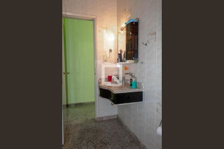 Apartamento para alugar com 261m², 4 quartos e 3 vagas Apartamento para alugar com 261m², 4 quartos e 3 vagasBanheiro Social