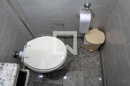 Apartamento para alugar com 261m², 4 quartos e 3 vagas Apartamento para alugar com 261m², 4 quartos e 3 vagasLavabo
