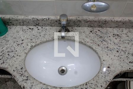 Apartamento para alugar com 261m², 4 quartos e 3 vagas Apartamento para alugar com 261m², 4 quartos e 3 vagasLavabo