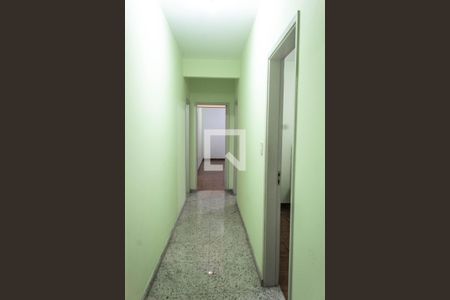 Apartamento para alugar com 261m², 4 quartos e 3 vagas Apartamento para alugar com 261m², 4 quartos e 3 vagasCorredor