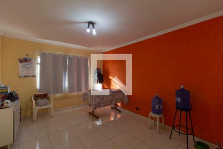 Casa à venda com 175m², 3 quartos e 3 vagas Casa à venda com 175m², 3 quartos e 3 vagasCozinha