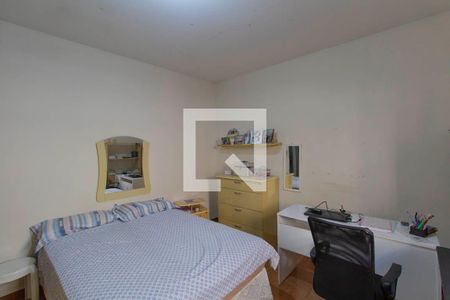 Casa à venda com 175m², 3 quartos e 3 vagas Casa à venda com 175m², 3 quartos e 3 vagasQuarto 2