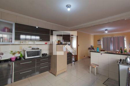 Casa à venda com 175m², 3 quartos e 3 vagas Casa à venda com 175m², 3 quartos e 3 vagasCozinha