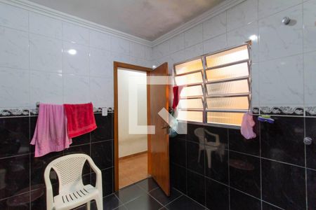 Casa à venda com 175m², 3 quartos e 3 vagas Casa à venda com 175m², 3 quartos e 3 vagasBanheiro