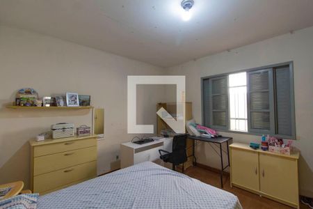 Casa à venda com 175m², 3 quartos e 3 vagas Casa à venda com 175m², 3 quartos e 3 vagasQuarto 2